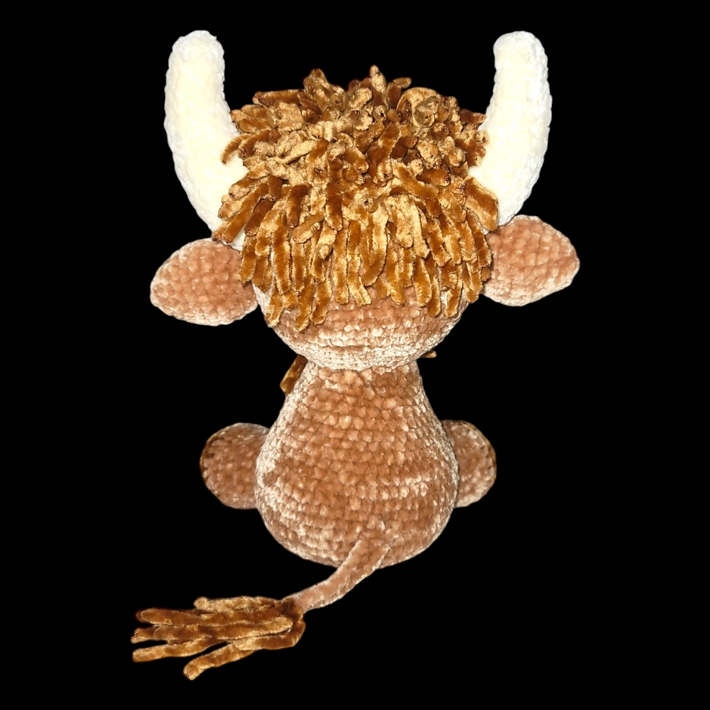 Crocheted Highland Cow (can be made in any color) - Picture 2 of 3